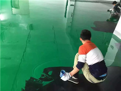 临湘下面给你一份环氧地坪漆施工的完整流程